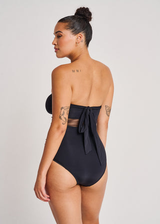 Multiway Signature One-Piece