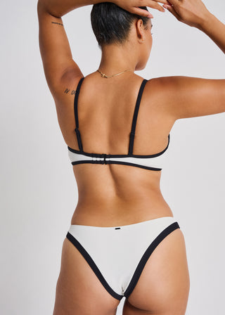 Haut de bikini à armatures et à bordures contrastantes