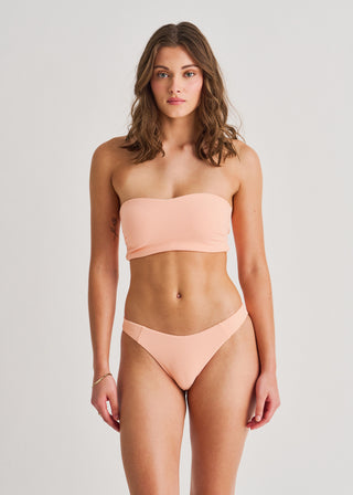 Bandeau avec découpe à l’arrière