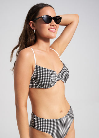 Culotte de bikini Biarritz taille rétro texturée et échancrée