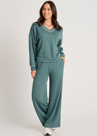 Weekender Wide-leg Pant