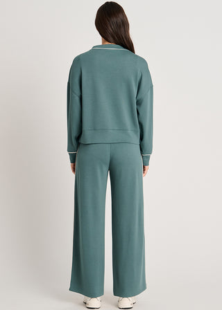 Weekender V-neck Sweatshirt