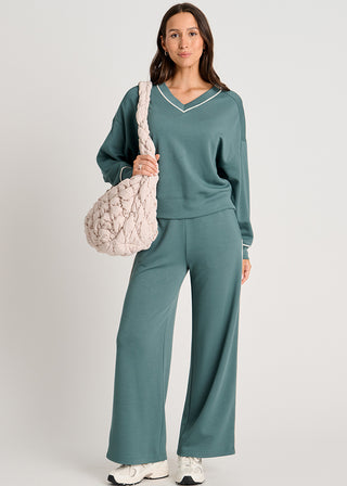 Weekender V-neck Sweatshirt