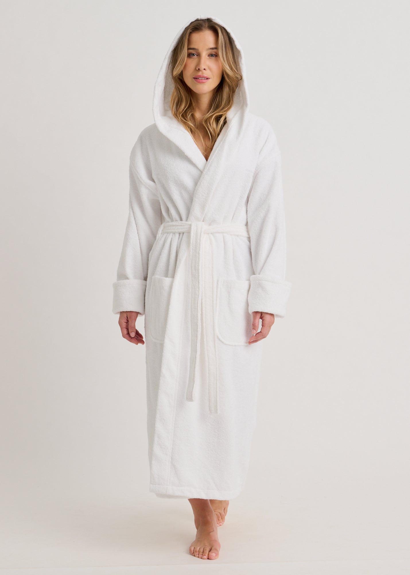 Peignoir à Capuche pour Femme 100 % Coton | Everyday Sunday Peignoir à Capuche pour Femme 100 % Coton | Everyday Sunday